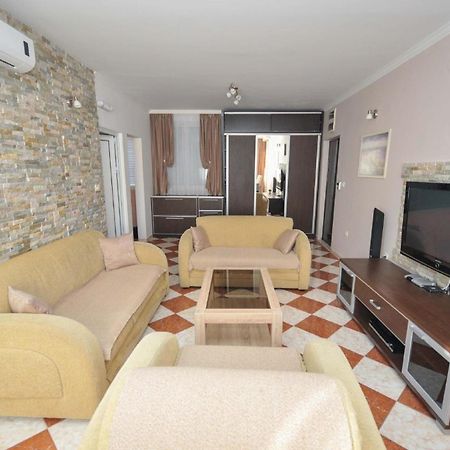 Ferienwohnung Fuer 4 Personen Ca 55 M In Budva, Adriakueste Montenegro Kueste Um Budva Exterior foto